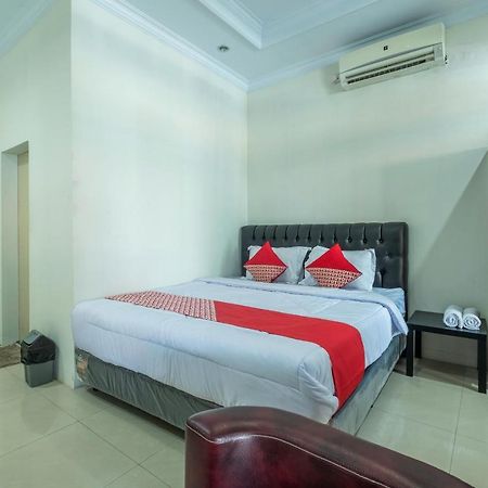 Hotel OYO 2259 Zleepy Ks Tubun Cirebon Zewnętrze zdjęcie