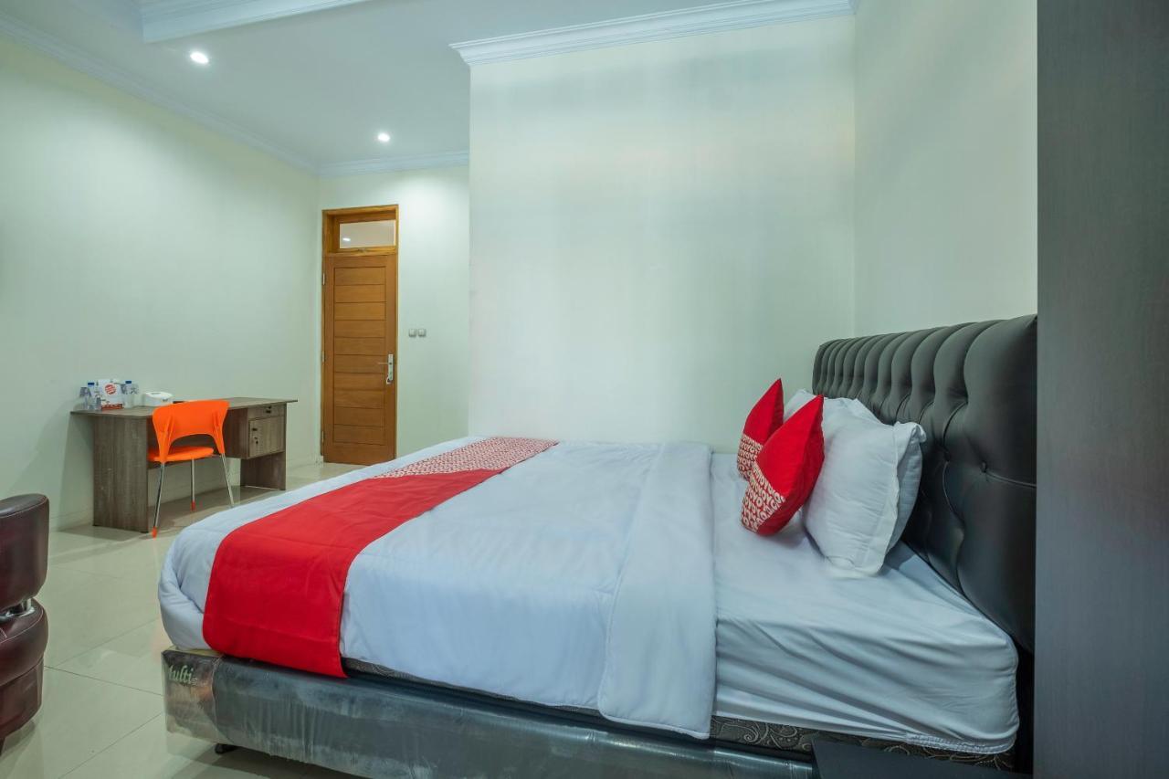 Hotel OYO 2259 Zleepy Ks Tubun Cirebon Zewnętrze zdjęcie