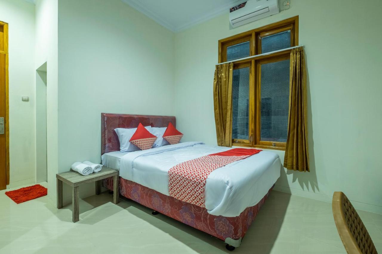 Hotel OYO 2259 Zleepy Ks Tubun Cirebon Zewnętrze zdjęcie