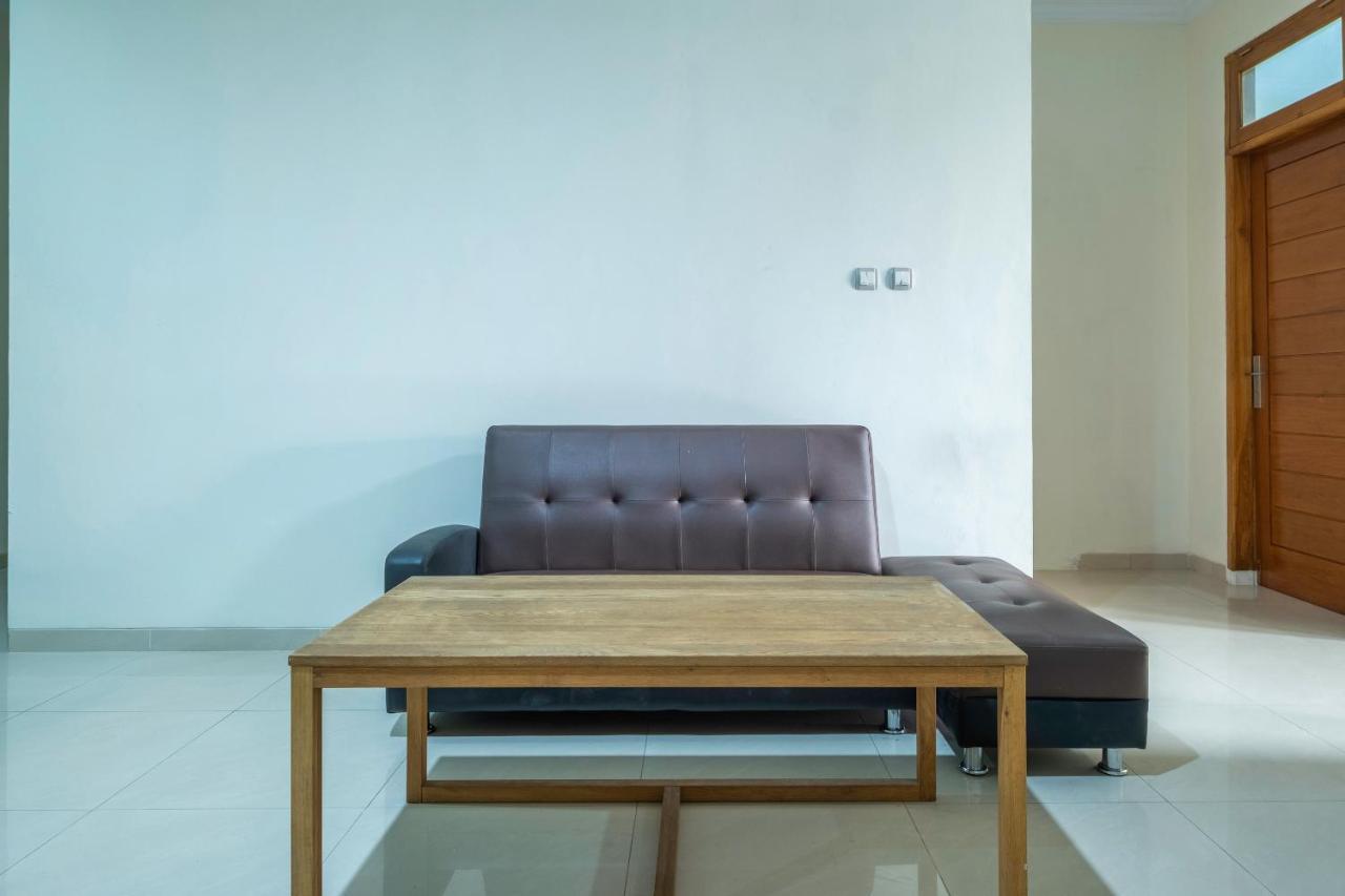 Hotel OYO 2259 Zleepy Ks Tubun Cirebon Zewnętrze zdjęcie