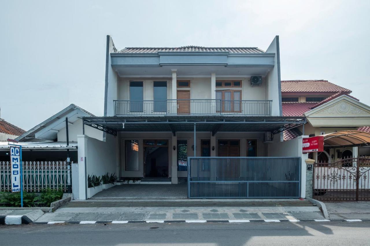 Hotel OYO 2259 Zleepy Ks Tubun Cirebon Zewnętrze zdjęcie